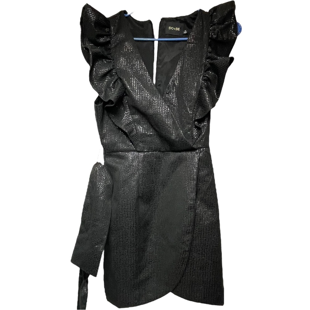 DO+BE Black Ruffle Surplice Party Dress